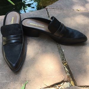 Donald J Pliner slip-on loafers